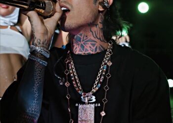 Natanael Cano hace comentario gordofóbico en concierto