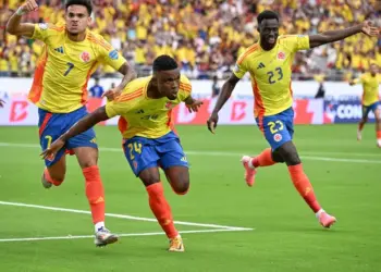 Colombia aplasta a Panamá y avanza a las Semifinales de la Copa América