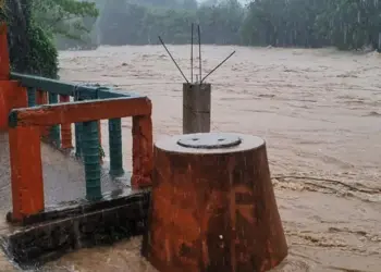 Onda tropical 8 deja inundaciones en San Felipe Orizatlán, Hidalgo