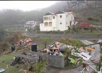 Beryl toca tierra en Granada; se dirige a Quintana Roo