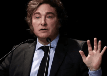 Milei crea un ministerio para reducir el costo del Estado en Argentina