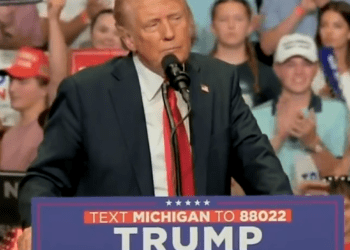 “Recibí un balazo por la democracia”, dice Donald Trump