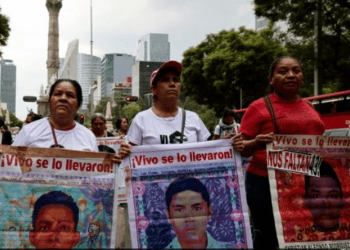 El próximo lunes Sheinbaum se reunirá con padres del caso Ayotzinapa