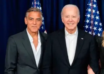 George Clooney considera que Biden ya no debe gobernar