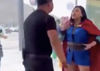 En Edomex, jóvenes disfrazados fueron rechazados en el cine al intentar ingresar para ver Deadpool