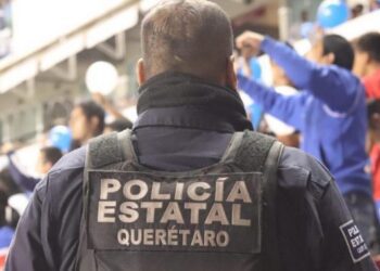 Detienen a tres mandos policiales en Querétaro