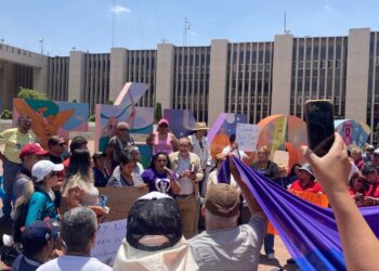 Realiza una concentración el Frente vecinal por la defensa de la democracia en Cuauhtémoc