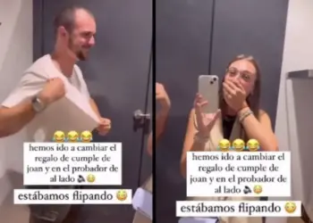 Pareja tiene sexo en probador de Zara, los ruidos los delatan