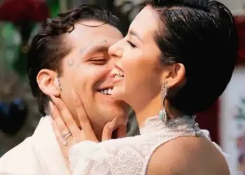 Aseguran que Ángela Aguilar tiene dos meses de embarazo