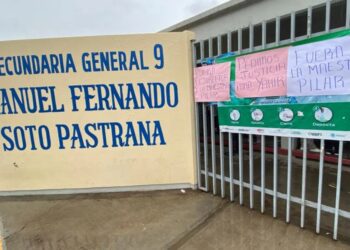 Acusan a prefecta de secundaria de incitar el suicidio de un alumno por acoso
