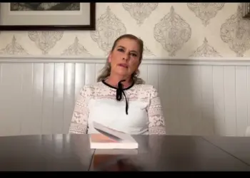 Gutiérrez Müller presenta su libro sobre el gobierno de AMLO