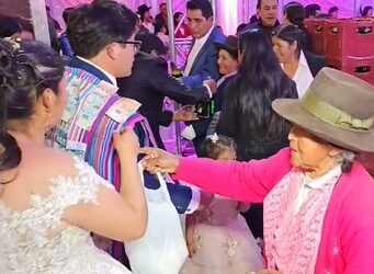 Novia rechaza regalo de abuelita y se viraliza
