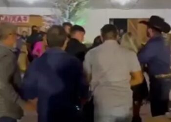 Por cuarto lugar, ganadero dispara a jueces