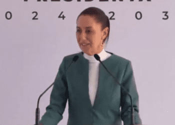 Sheinbaum ratifica a Zoé Robledo como director del IMSS