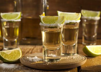 Y en el último trago nos vamos