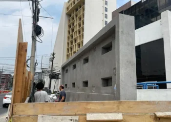 Nuevo memorial en honor a las víctimas del ataque al Casino Royale de 2011