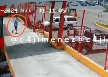 Detienen a un hombre acusado de asesinar a su expareja en un KFC en Toluca