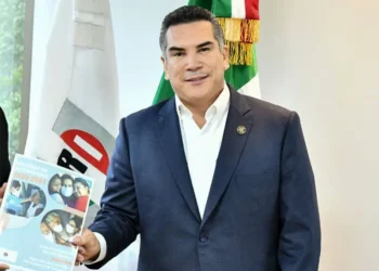 ‘Alito’ pide a oposición crear alianza