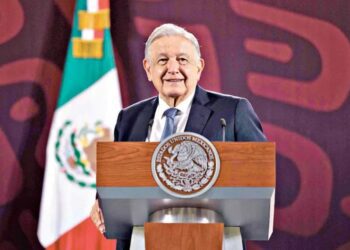 AMLO pausó las relaciones con las embajadas de EU y Canadá, afirmando “vamos a darnos tiempo”
