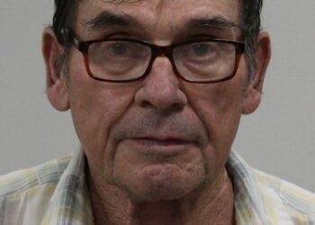 Hombre envenena a su esposa para casarse con su hija