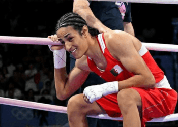 Asociaciones denuncian “falso debate” sobre el género de la boxeadora Imane Khelif
