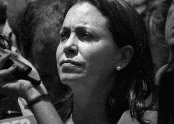 Si deja el poder en Venezuela, Maduro recibirá “salvoconductos”: líder opositora