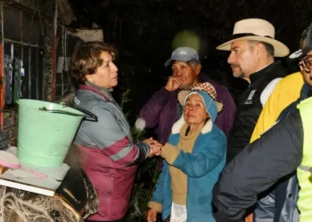 Delfina Gómez apoyará a vecinos afectados por lluvias