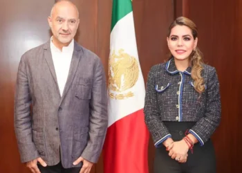 Evelyn Salgado mantiene reunión con Jesús Esteva