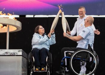 La llama olímpica fue encendida en Stoke Mandeville para los Juegos Paralímpicos