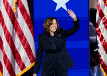 Kamala Harris recauda 540 millones de dólares