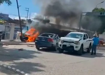 Casi linchan a hombres por fraude millonario