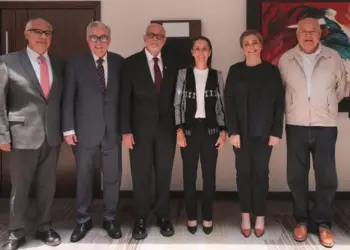 Sheinbaum mantiene reunión con gobernadores del noroeste
