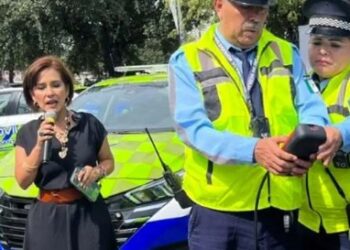 Multa de 5,000 pesos a carros contaminantes en NL