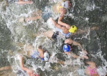 Calidad de agua de Río Sena preocupa previo a triatlón