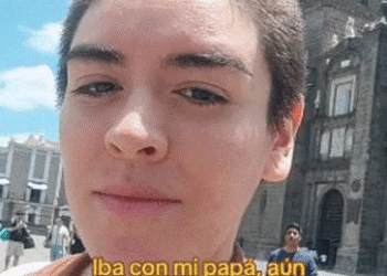 Mujer graba a hombre mientras la sigue en Puebla