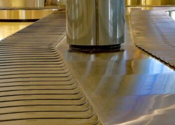 Una mujer fallece en el Aeropuerto de Chicago al quedar atrapada en la cinta de equipaje