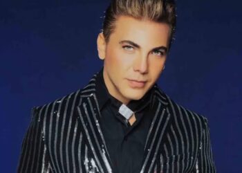 Cristian Castro deja al descubierto su bisexualidad por error durante una entrevista en vivo