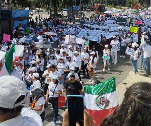 Marchan contra reforma al Poder Judicial
