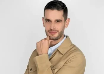 El show "Hermanos de Leche", protagonizado por Adrián Marcelo y 'La Mole', es cancelado