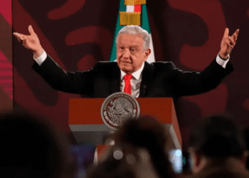Tienen derecho, defienden sus privilegios: AMLO ante paro de trabajadores de la Corte