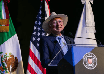 Pese a la reforma judicial, la relación económica entre México y EU seguirá adelante: Ken Salazar