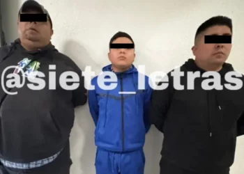 Detienen a tres por robo de celulares en Eje Central