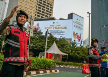 Papa Francisco inicia su gira por cuatro países con una visita a Indonesia