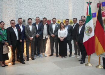 Sergio Salomón, Alejandro Armenta y Pepe Chedraui promueven cooperación comercial con Volkswagen en el marco de ‘Invest Puebla