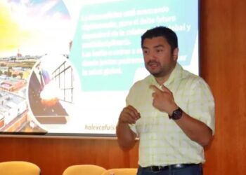 Científico mexicano acusado de espionaje en EE.UU. reaparece en la UABJO