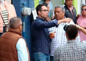 Desalojan ambulantes del centro de Pachuca