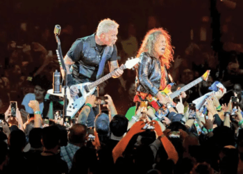 Metallica ofrece su primer concierto en CDMX y toca cover de Los Tucanes de Tijuana