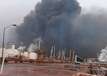 Se registra un incendio en la refinería de Salina Cruz, Oaxaca