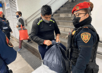 Exhortan a no trasladar pirotecnia en el Metro