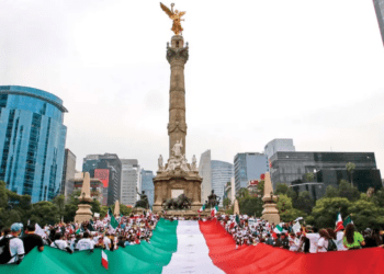 Corte mantiene paro de labores; cumple una semana